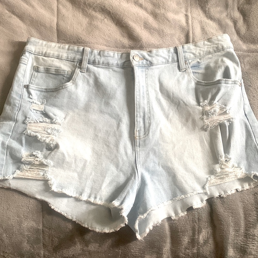 Women’s plus size Jean shorts